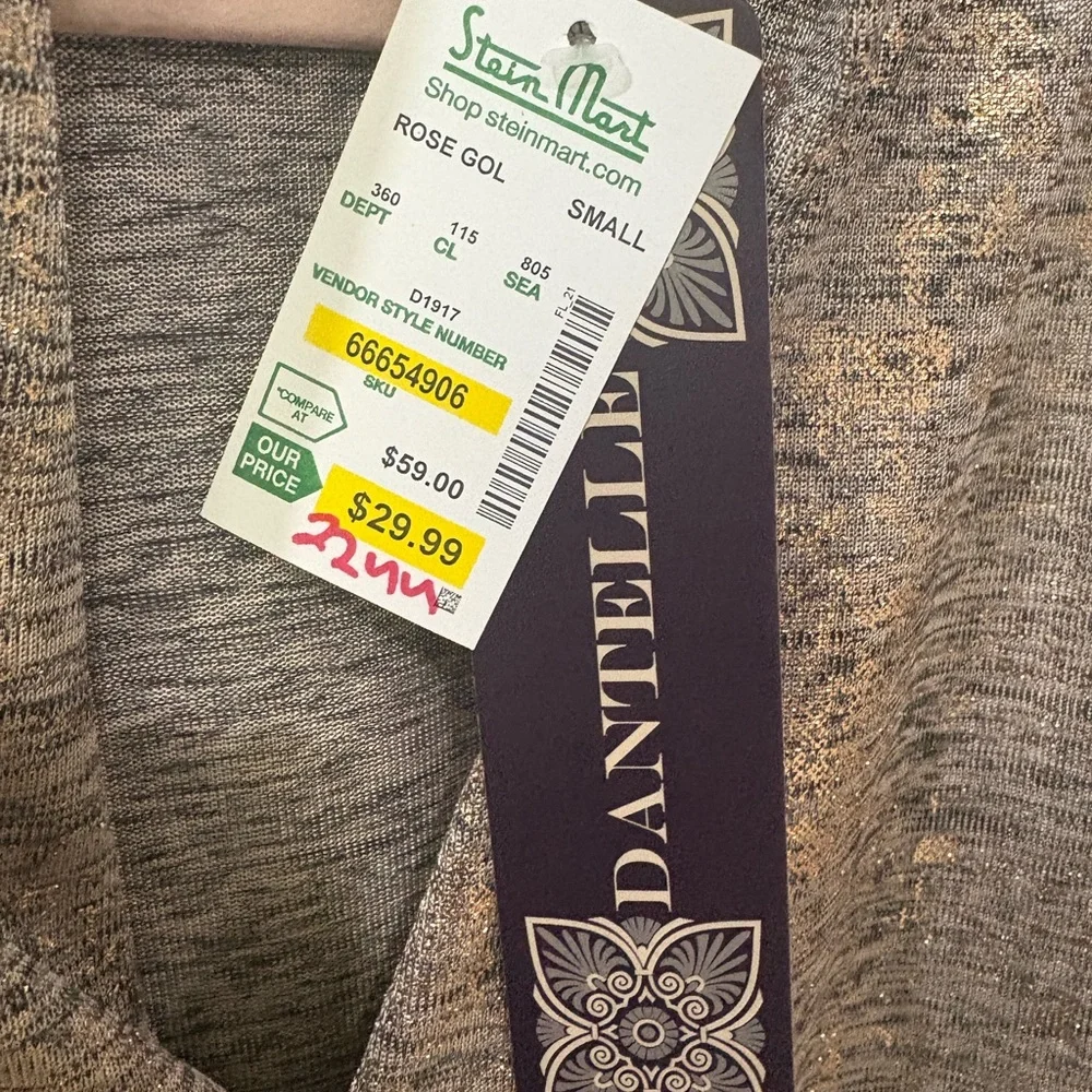 Dantelle Gold and Gray Sleeveless Top - Picture 3 of 6